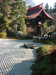 興慶寺石庭